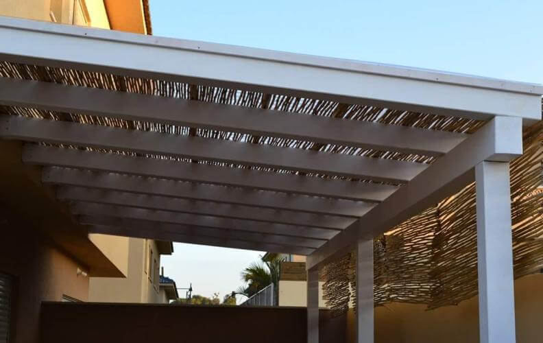 בניית פרגולה מעץ